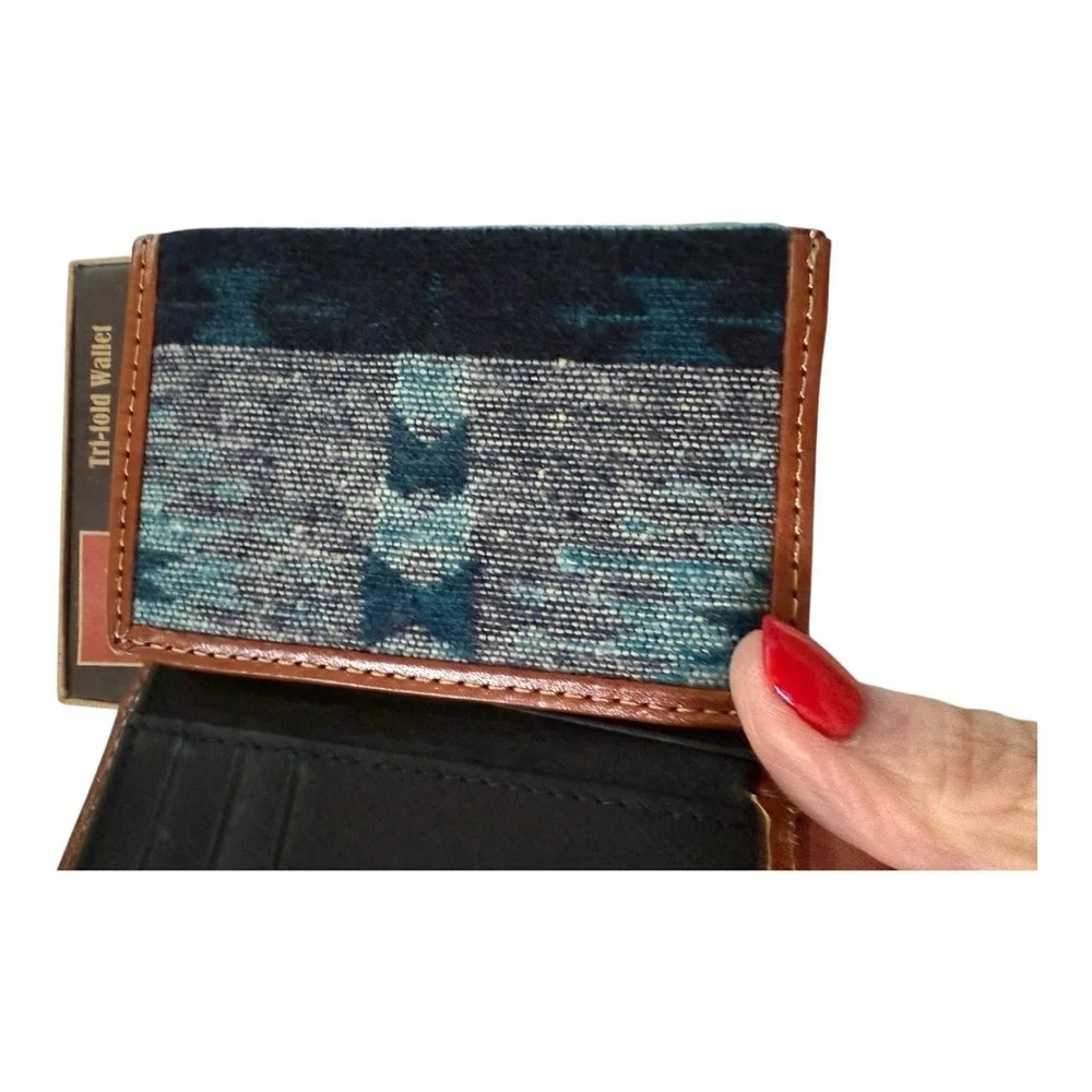 Tony Lama RFID Trifold Wallet – Genuine Leather & Fabric Front – New in Box